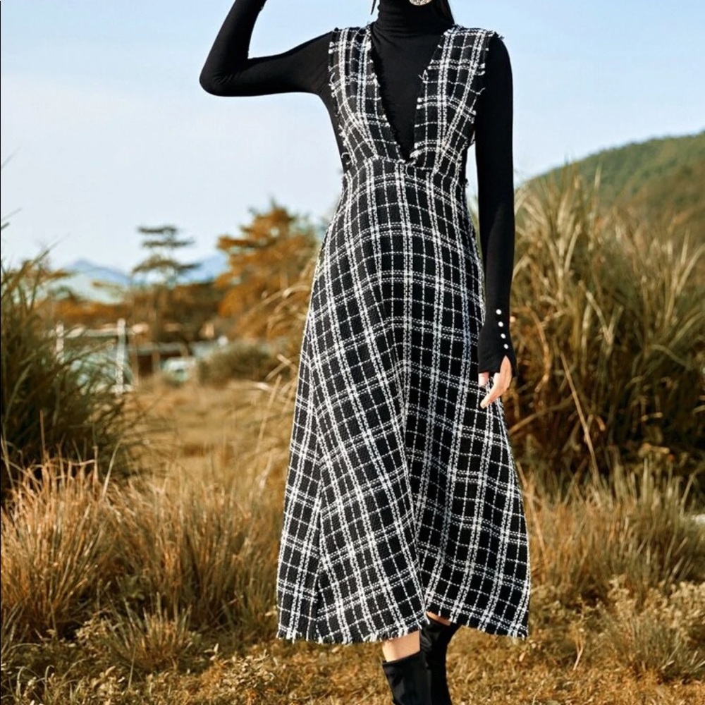 Plaid raw hem pinafore dress